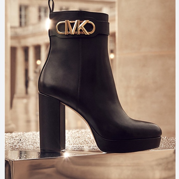Michael Kors Parker Platform Bootie - Picture 4 of 16